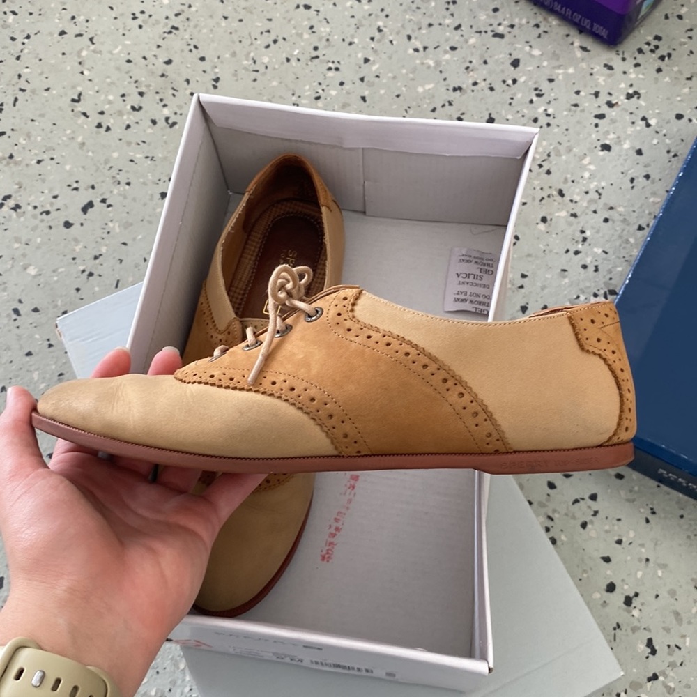 Taylor Sperry - Picture 6 of 10